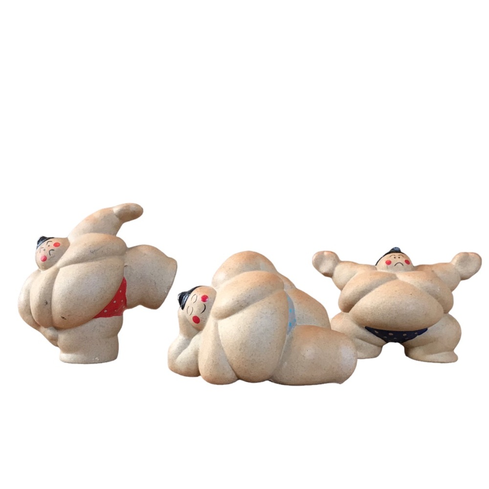 Sumo Doll Figure Set of 3 Ceramic In Action Figures Shikiri Shiko Akubi Hirune
